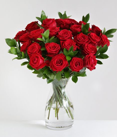 24 Luxury Red Roses